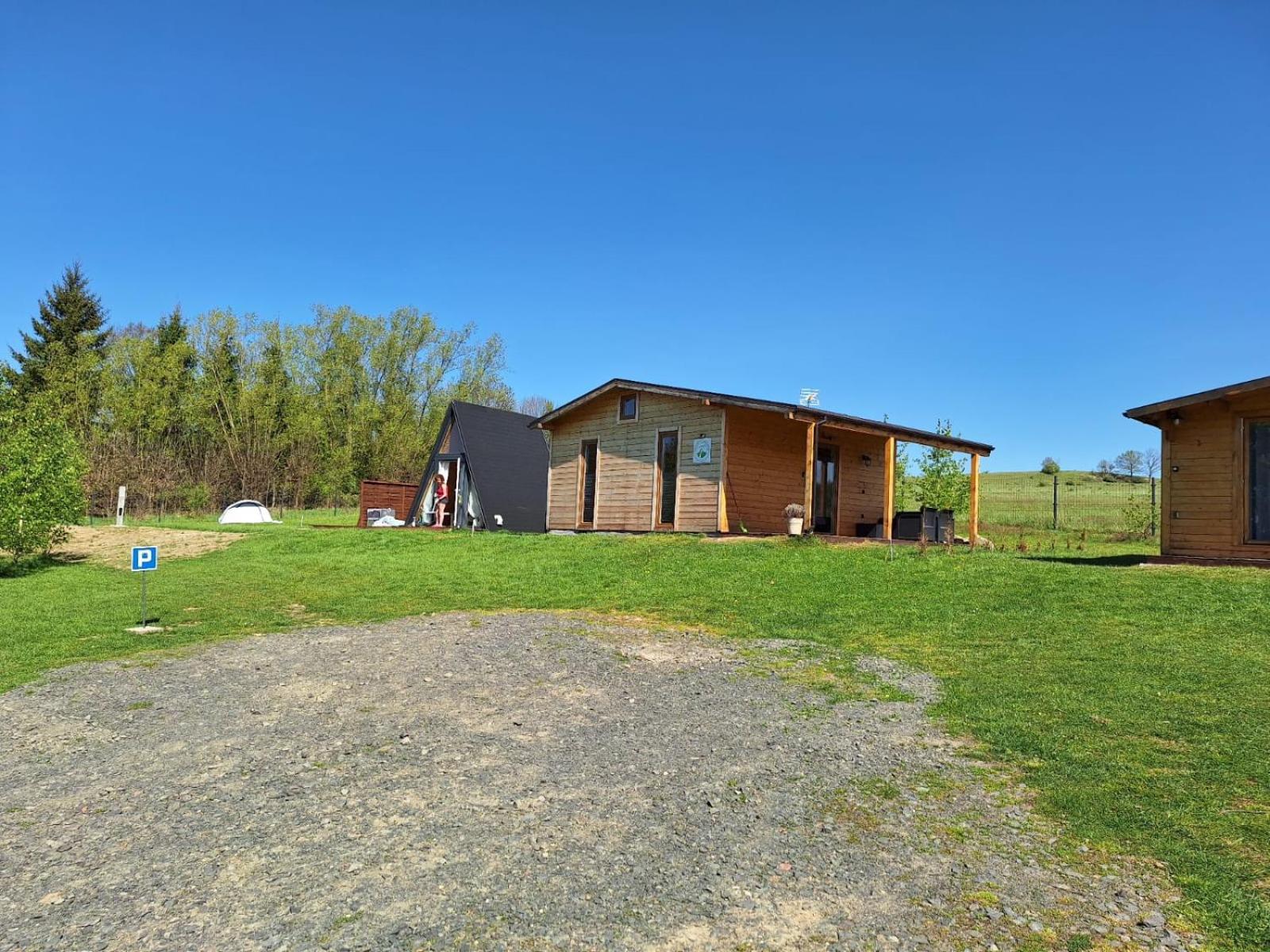 Camping, Zabierz Wlasny Namiot Kameralne Pole Namiotowe Z Basenem Kinem Plenerowym Miejscem Na Ognisko I Placem Zabaw Zywe Zwierzeta Agroturystyka Giebultow  Exteriér fotografie