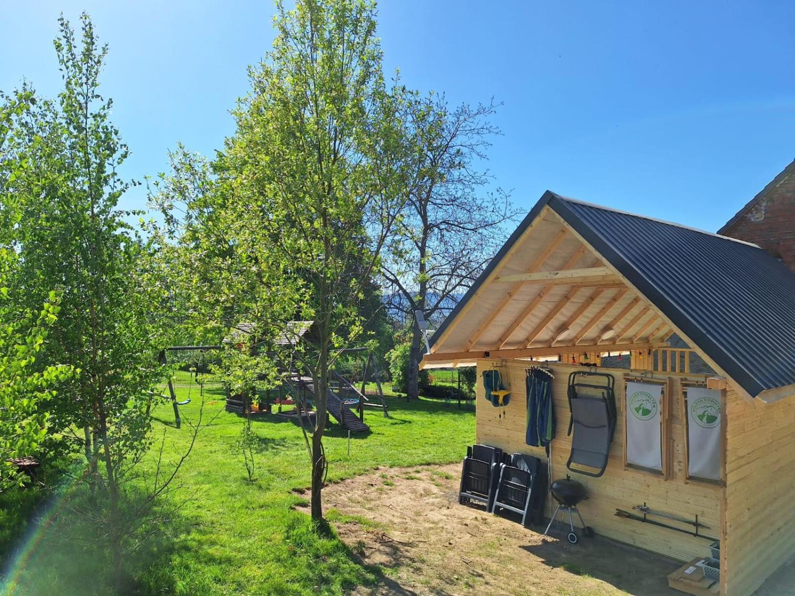 Camping, Zabierz Wlasny Namiot Kameralne Pole Namiotowe Z Basenem Kinem Plenerowym Miejscem Na Ognisko I Placem Zabaw Zywe Zwierzeta Agroturystyka Giebultow  Exteriér fotografie